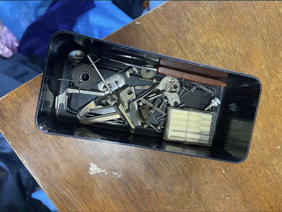 «Мінерва» Швейна машинка (ножна)