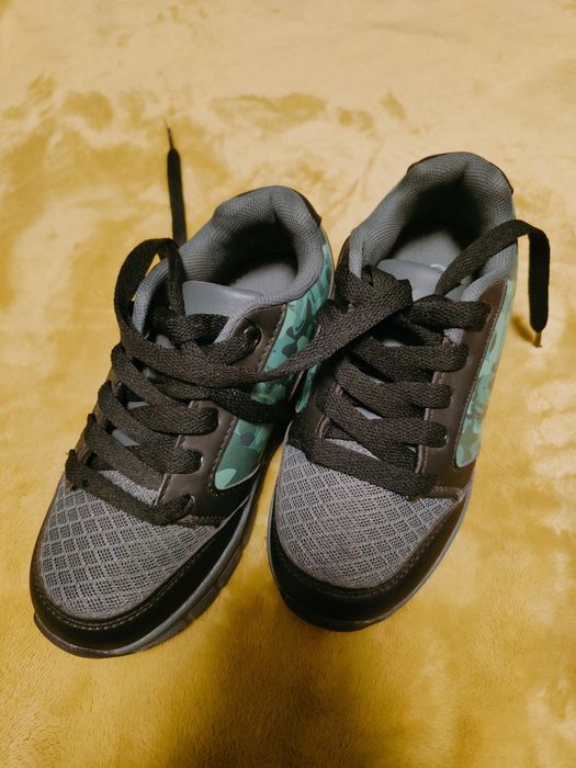 Buty na rolkach r.31