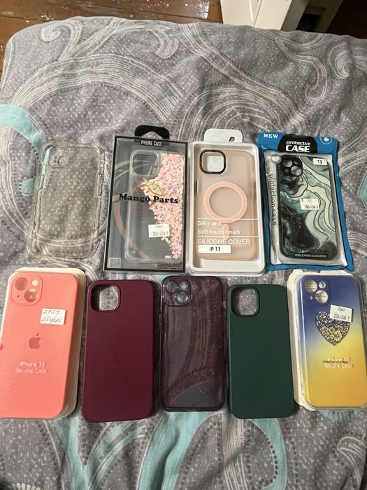Продам чехли на айфон 13