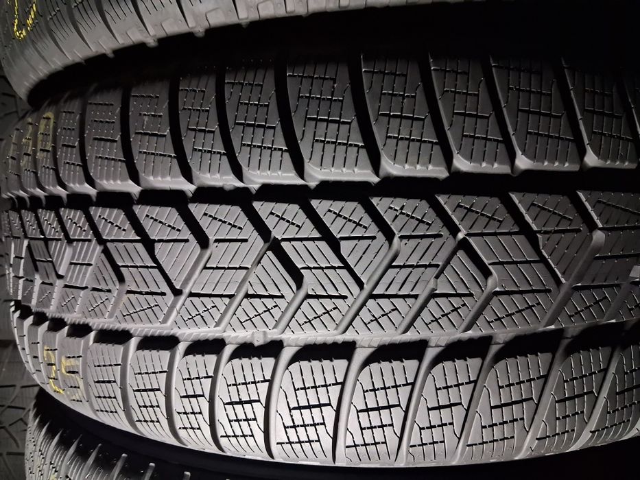 235/50 R20 Pirelli scorpion Winter шини б/у зима