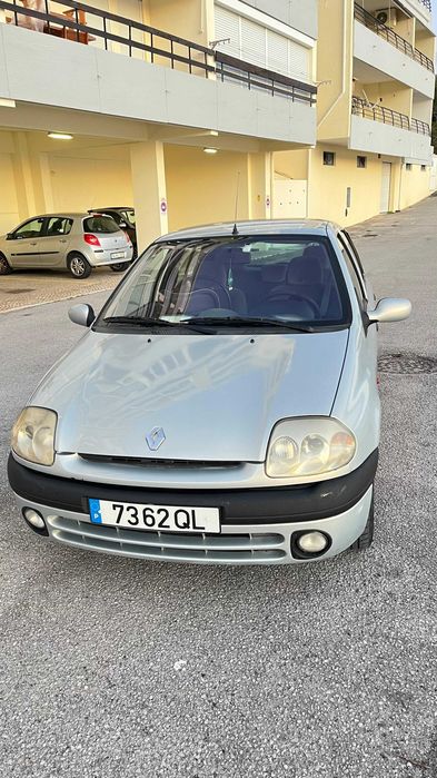 Vendo carro clio