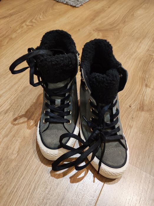 Trampki Converse ocieplane długie rozm 36