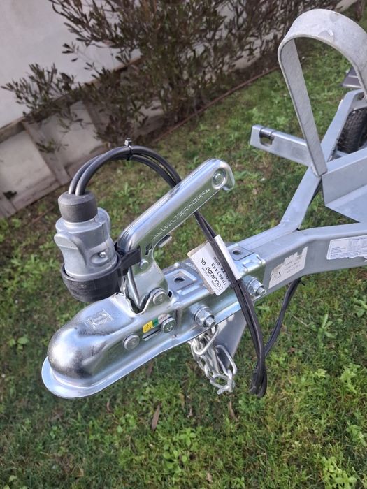 Atrelado de mota nunca usado