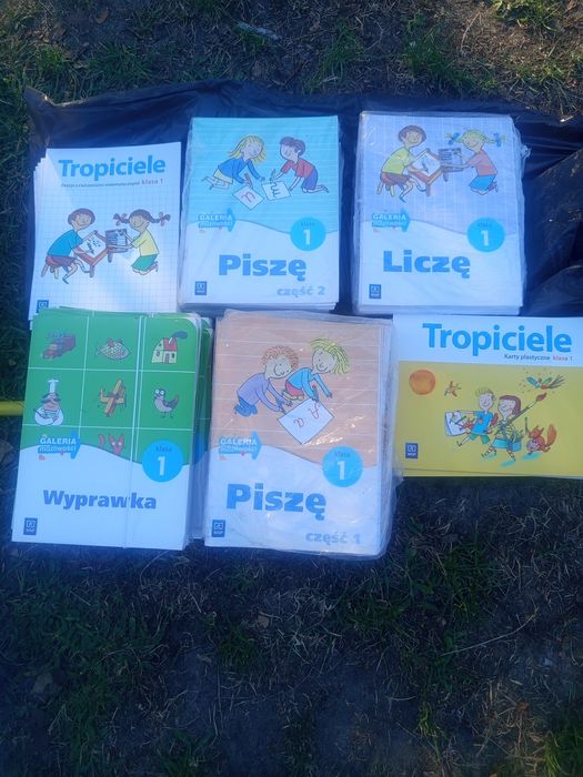 Sprzedam komplety książek