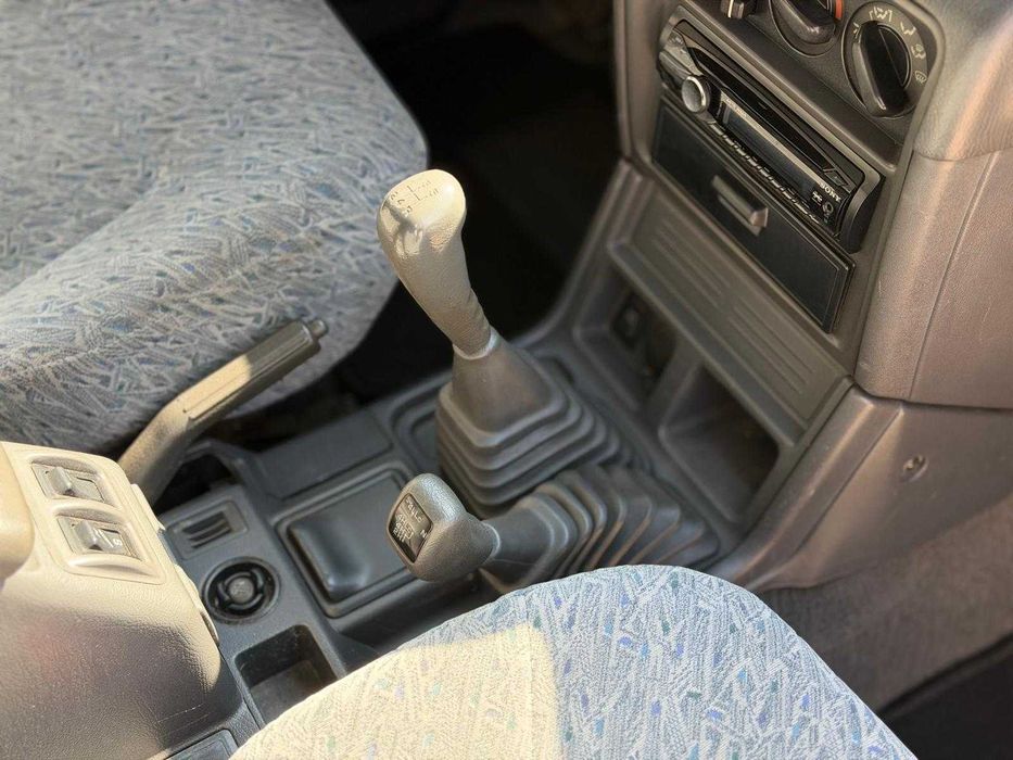 MITSUBISHI PAJERO GLS (ABAS LARGAS)