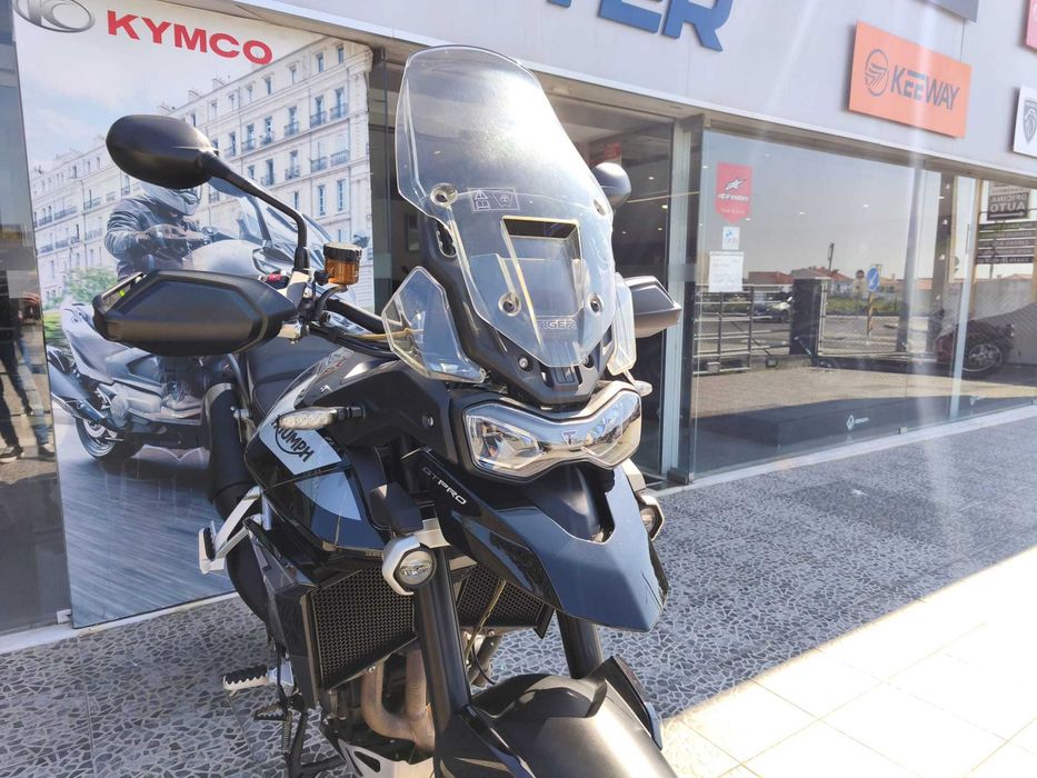 Triumph Tiger900