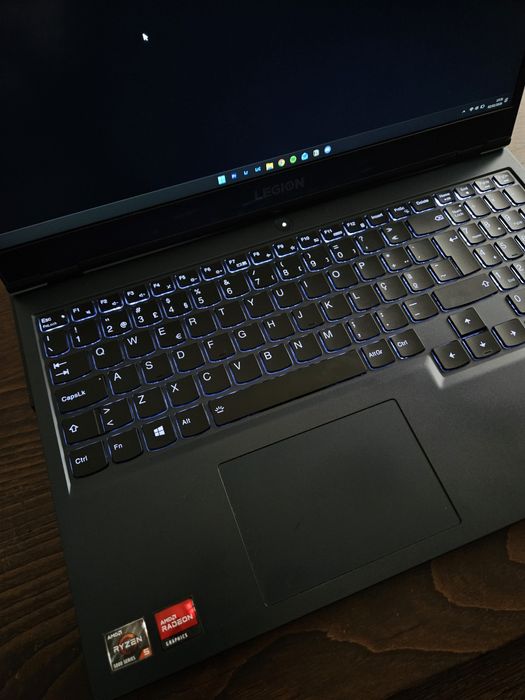 PC Lenovo Legion 5 (15ACH6H) 15,6"