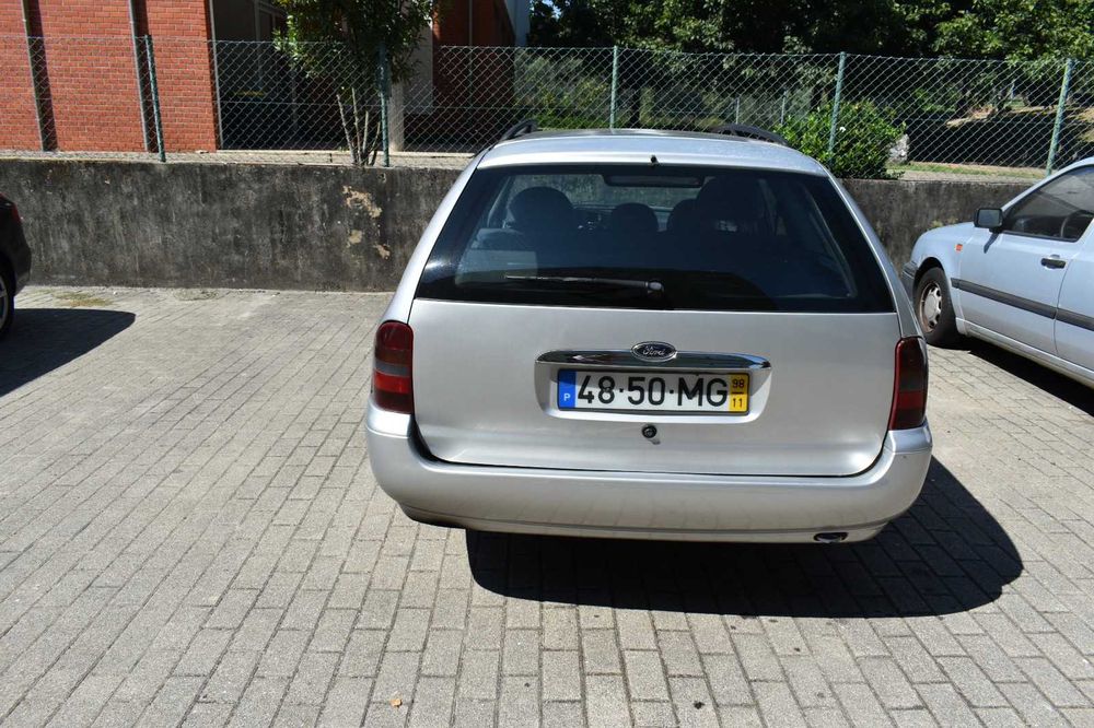 Ford Mondeo 1800 TDI