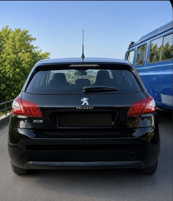 Peugeot 308 2016
