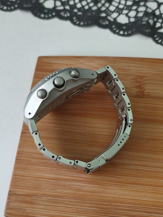 Швейцарський годинник Swatch Irony Aluminum Chronograph CHERGUY YBS4001 Scuba 200 AG 2000