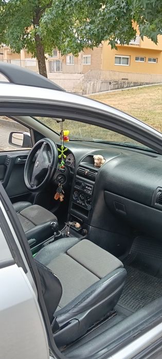 Carro Opel Astra