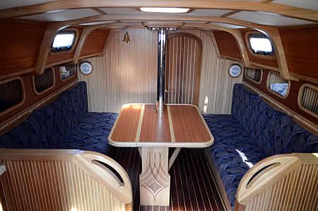 Яхта парусная продам