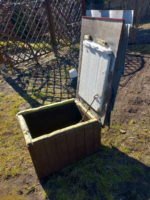 Sprzedam budę dla pieska