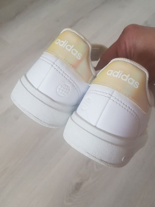 Кросовки кеди Adidas 33 розмір 21,5см