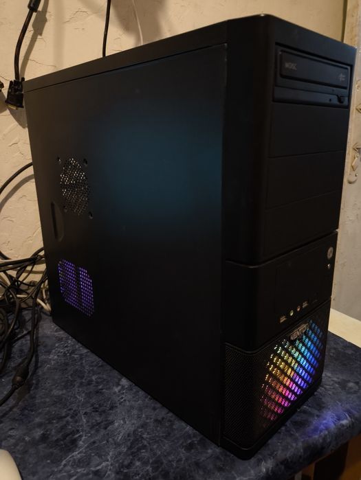 Ігровий комп. Asus Intel 3,5GHz X4, 8GB DDR3, 128ssd+500GB,GeForce 4GB