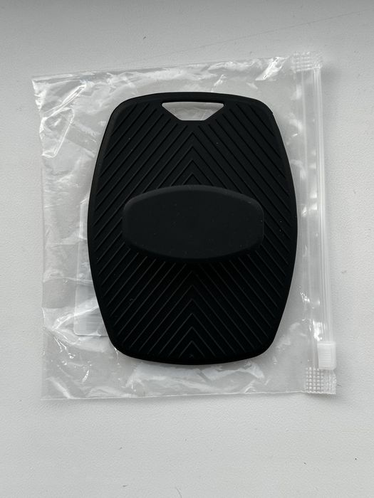 Мʼяка силіконова щітка для душу