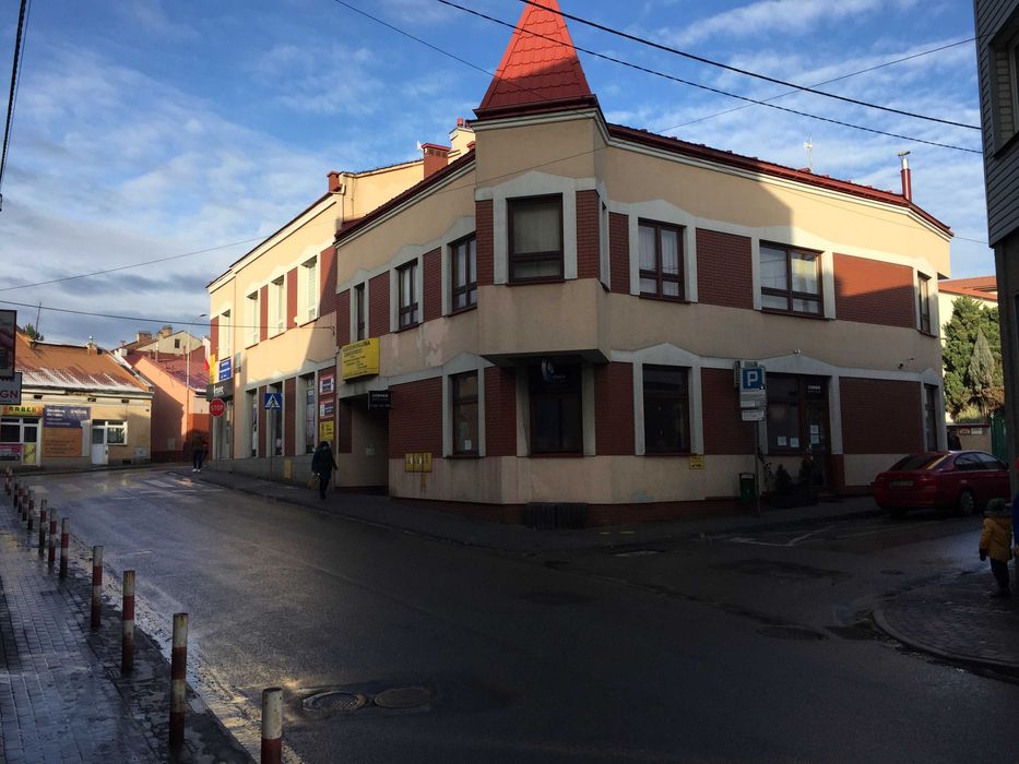Brzesko centrum do wynajęcia lokal biurowo-usługowy 38m2 na piętrze