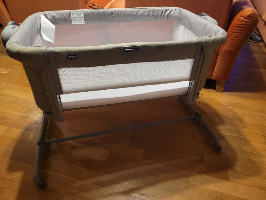 Łóżeczko dostawne Chicco Next2me Magic Evo  stan jak nowe