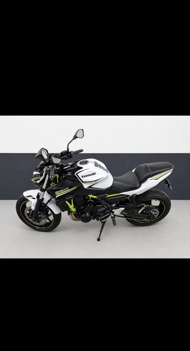 Kawasaki Z650 * Trato do Financiamento *