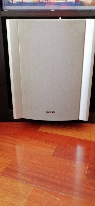 Home cinema da Sony com subwoofer, DVD.