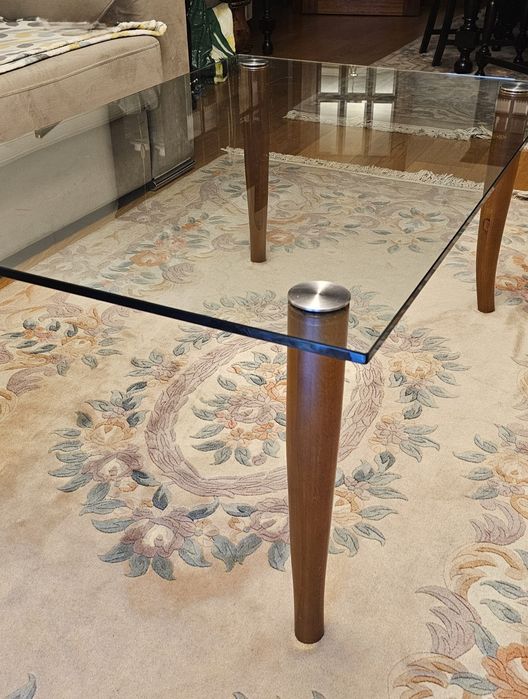 Mesa de centro de vidro