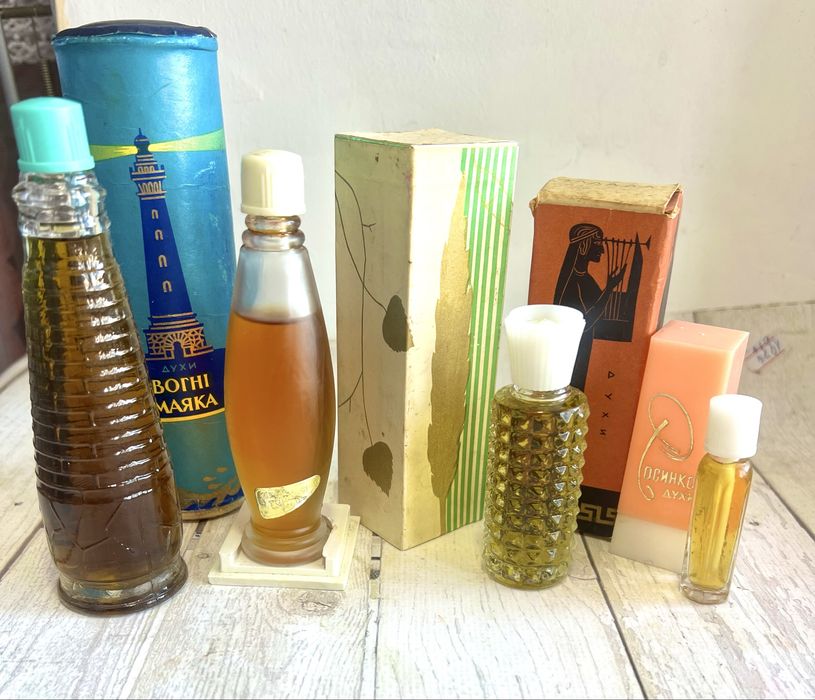 Біла сірень , ландыш , дзинтарс  , бузок, гициант