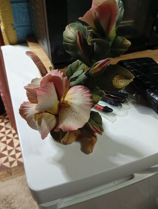 Floral arranjo em bom estado