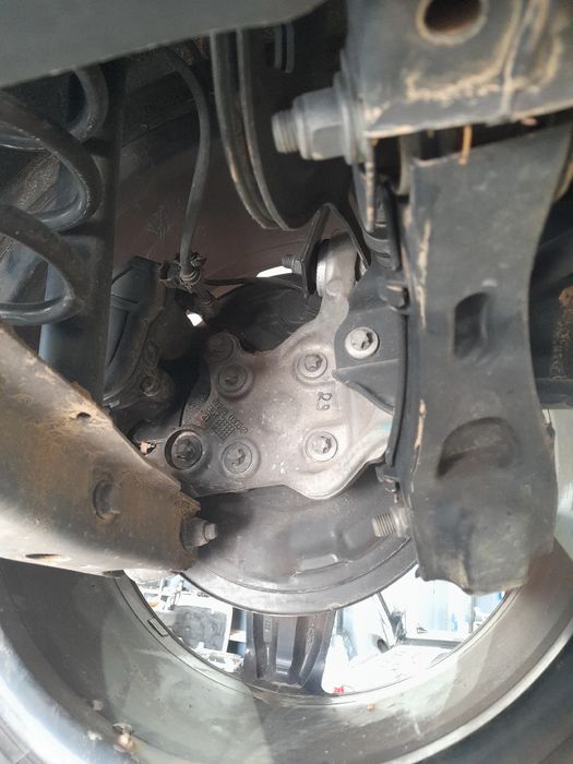 Manga de eixo trás esquerda MERCEDES-BENZ GLA (X156)