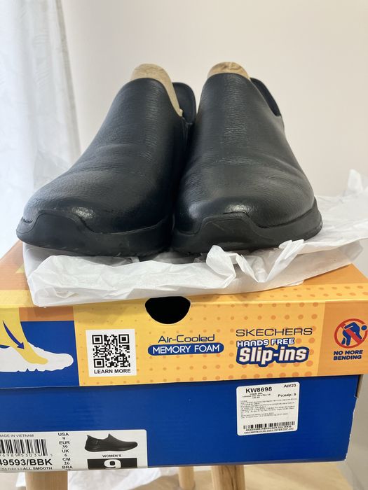 Сліпони натуральна шкіра Skechers