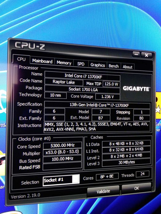 Markowy komputer X-Kom G4M3R ELITE i7-13700KF / RTX 4080 16GB / 32GB RAM / 2TB SSD / W11 Pro