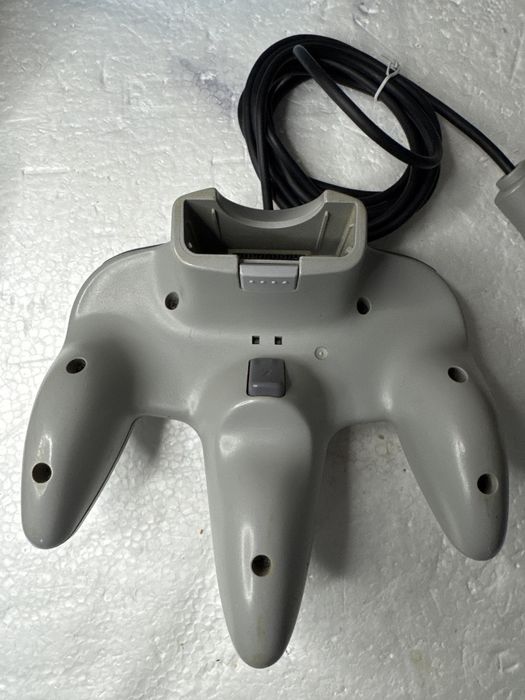 Kontroler pad do Nintendo 64 N64 - oryginalny NUS-005 - szary