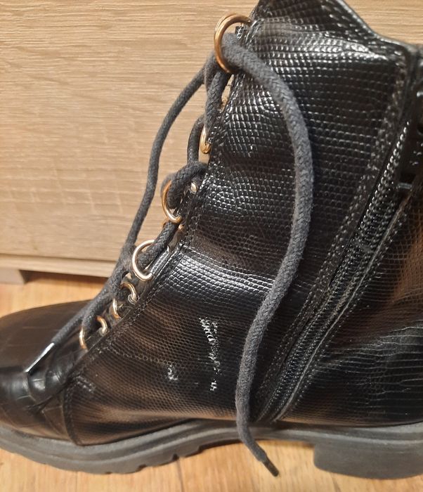 r. 34 River Island Czarne buciki za kostkę na zamek