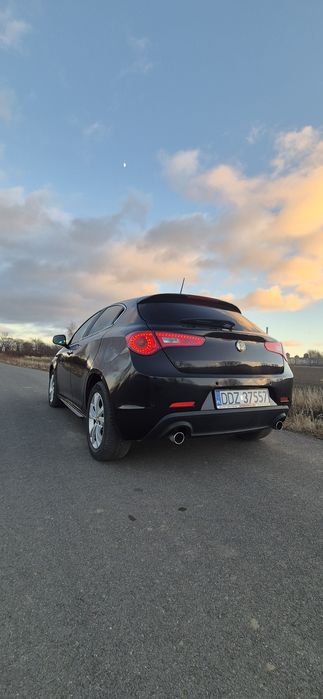 Alfa Romeo Giulietta 2.0 JTDm 150KM z 2014 roku.