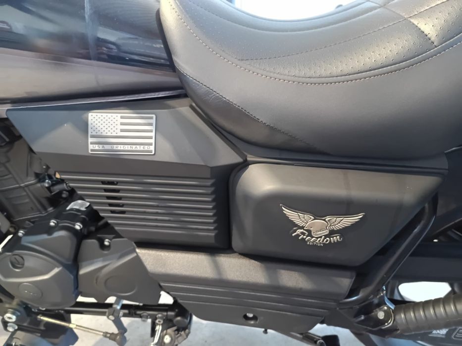 Moto estilo clássico Americano 125cc