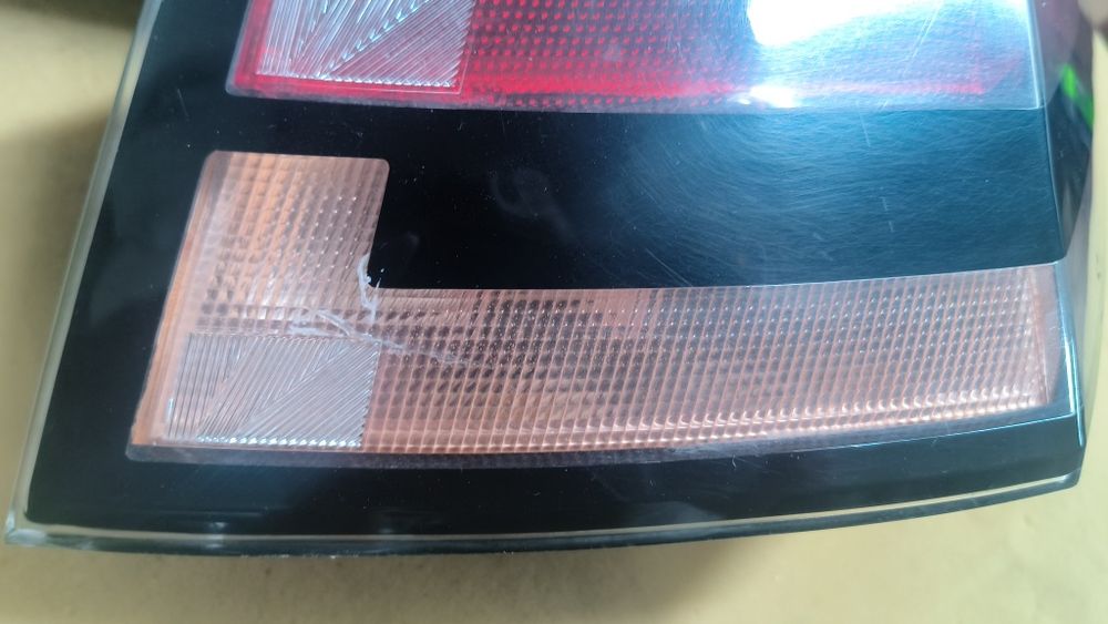 Ліхтарі задні Chevrolet volt 1 (жовтий поворот)
