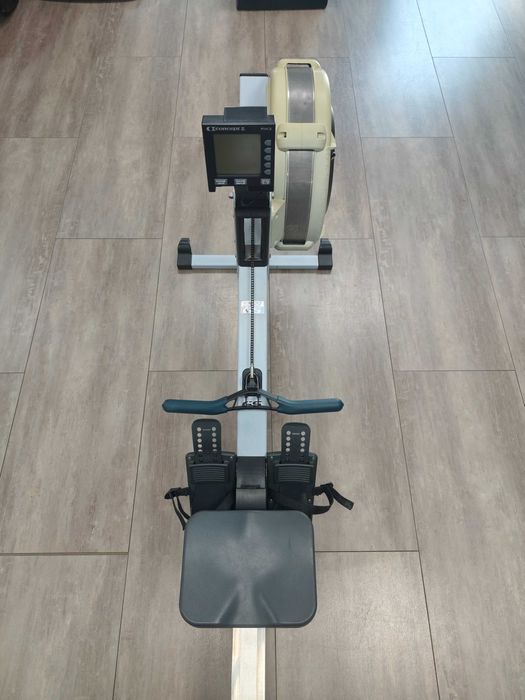 Vendo Remo Concept 2 muito bom estado.