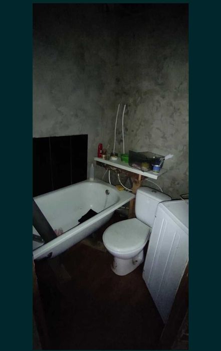 Земельна ділянка з будинком