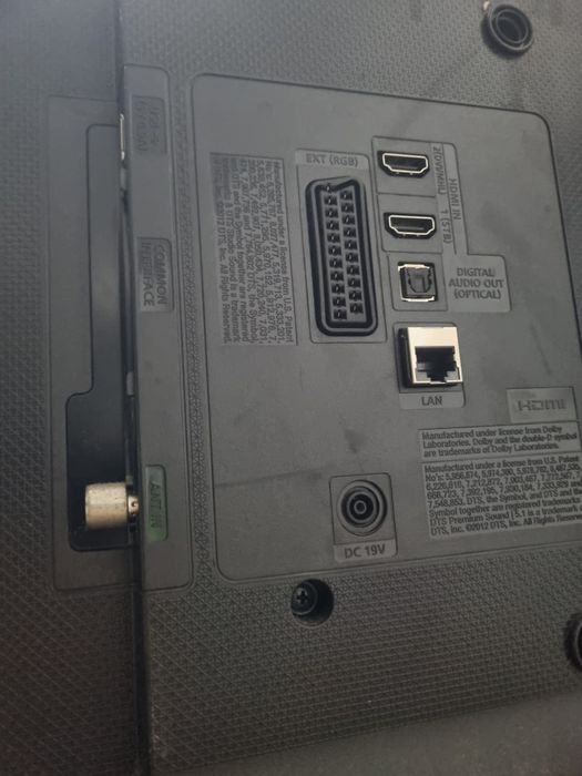 Samsung tv 84cm sem comando