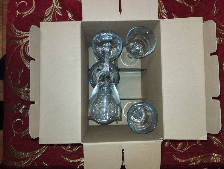 Набор 6 штук.бокалы для вина, новые