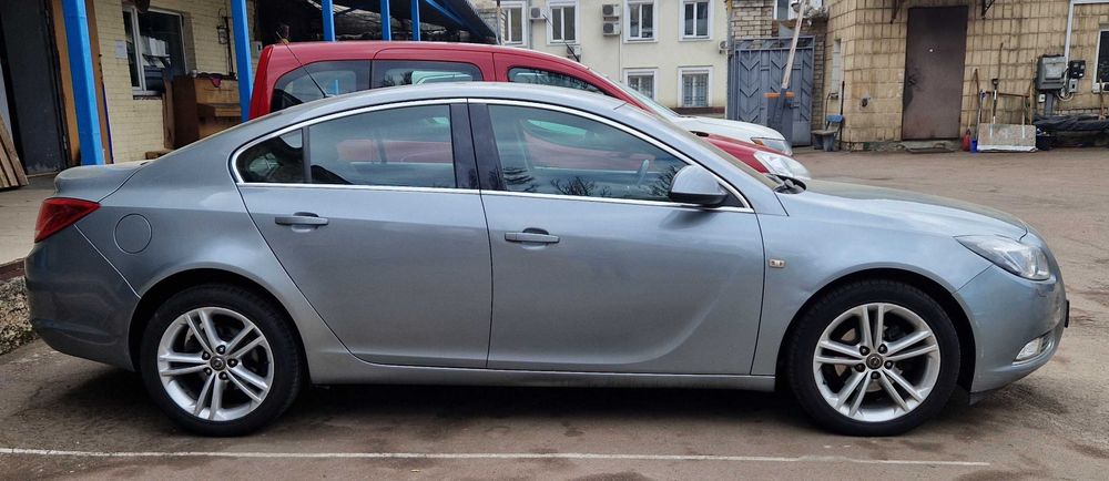 Продається Opel Insignia 2013 101 тис.км пробіг, 1 власник, офіц. дил.