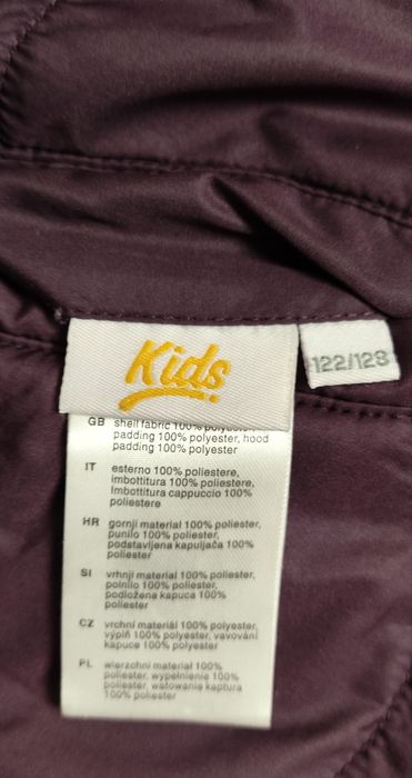 Безрукавки на 2-4года,5-6лет