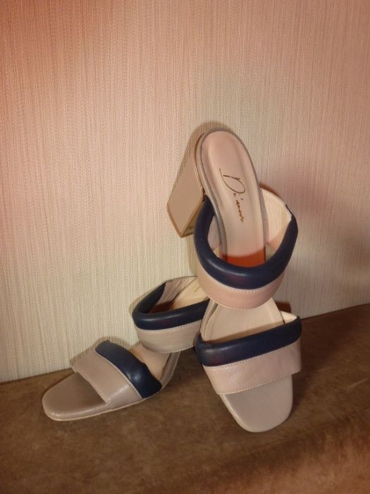 Buty,klapki Di nuovo eleganckie nowe skóra naturalna roz.40 damskie