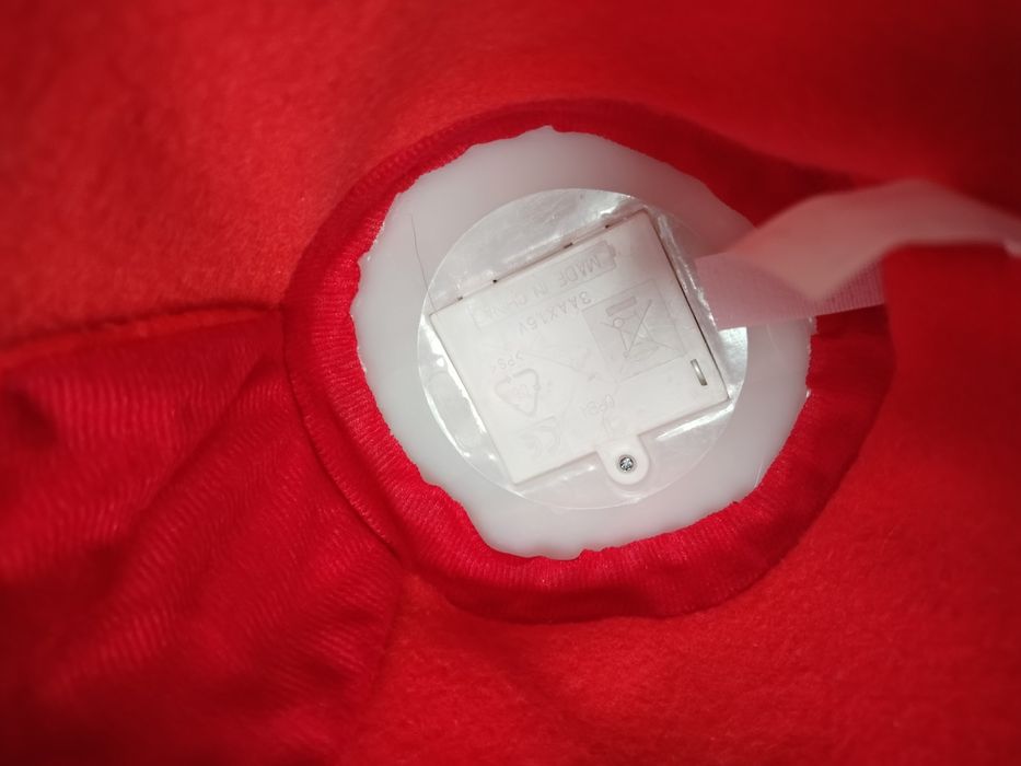 Grająca i tańcząca czapka mikołaja