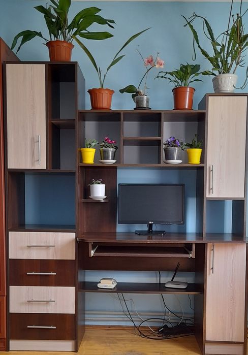 Продам письиовий  стіл