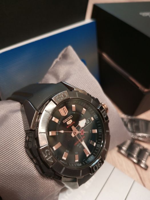 Автоматичний годинник Seiko 5 sport
