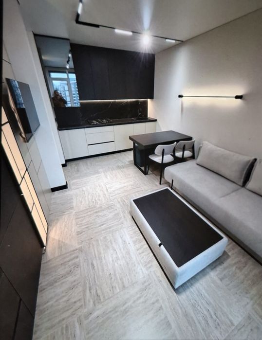 Продаж дизайнерськоі 1 к.квартири 40 кв м