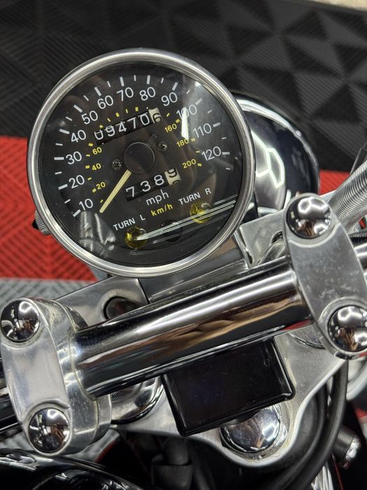 Suzuki Intruder VS750 • Clássica • Totalmente Restaurada