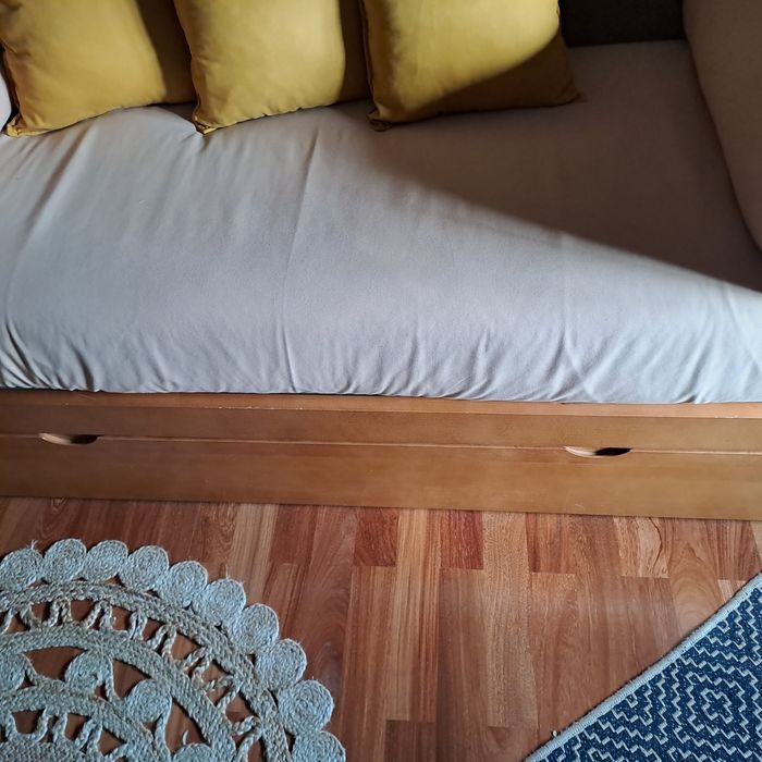 Cama de solteiro com gavetão para colchão