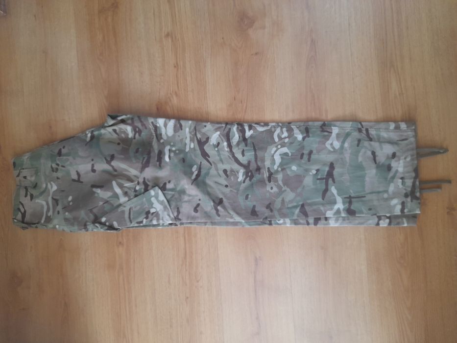 Spodnie brytyjskie Mtp pas 84cm .