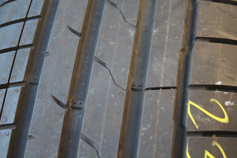 235 60 R18 Hankook Ventus S1EVO 3  EV  DEMO